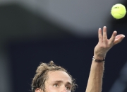 爱游戏官方-意大利网球队强势德国网球队，梅德韦杰夫完成帽子戏法