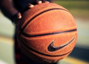 爱游戏下载-跨界奇才的统治时刻，从CBA赛场到F1街道，班凯罗的双重接管艺术