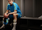 爱游戏入口-当战场与绿茵场共振，乌克兰的坚韧与C罗的绝杀时刻