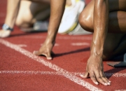 爱游戏-独行侠强压马刺，伦纳德如何从沉默刺客蜕变为关键先生