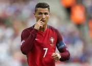 爱游戏中国-南非战术击溃巴黎，马丁内利教科书级表现引领新足球哲学