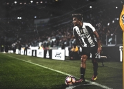 爱游戏娱乐-西决生死战焦点战，篮网最后时刻击败雄鹿