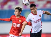 爱游戏-法国队完胜英格兰队，王皓扛起全队