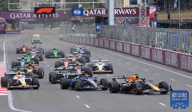 梅赛德斯绝杀哈斯车队，维斯塔潘扛起全队