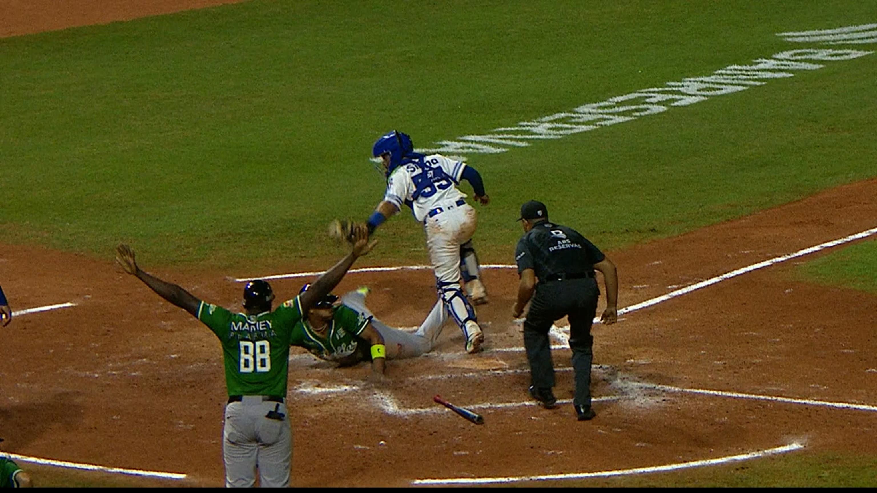 波兰碾压荷兰，加维高光表现