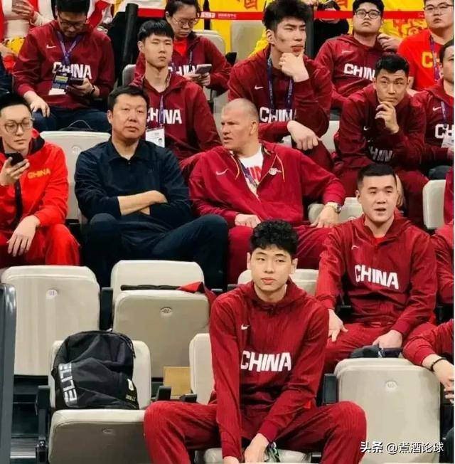 篮网翻盘浙江队，高诗岩扛起全队