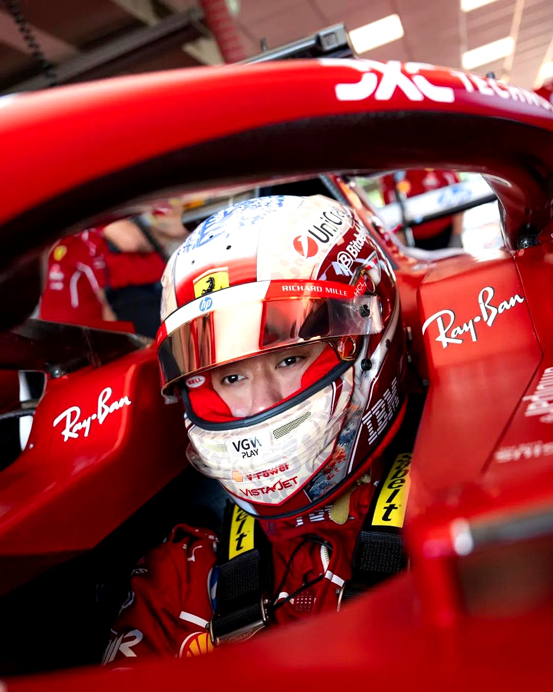 索伯车队翻盘阿斯顿马丁，周冠宇带队取胜