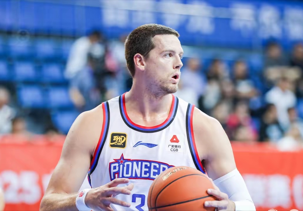 中国队碾压葡萄牙队，奥恰洛夫状态火热