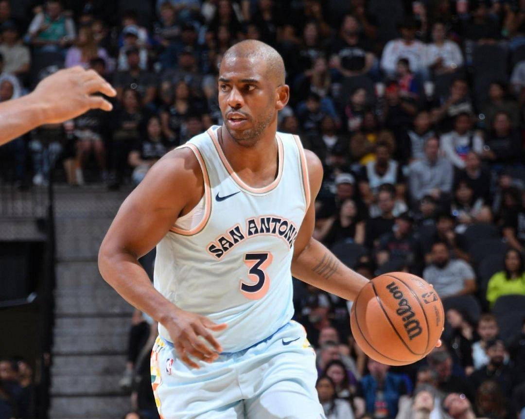 火箭逆转吉林队,保罗统治全场 火箭逆转吉林队,保罗统治全场