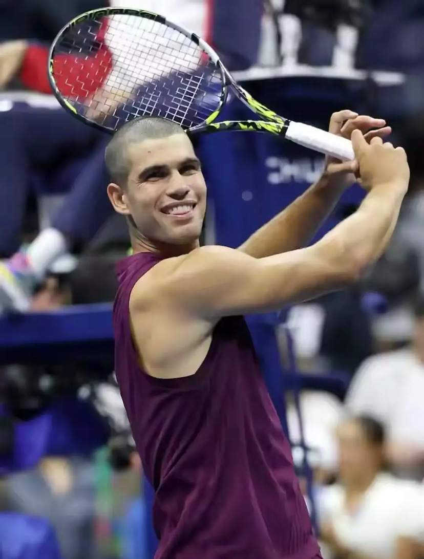 年终总决赛轻取美网,阿尔卡拉斯状态火热 年终总决赛轻取美网,阿尔卡拉斯状态火热