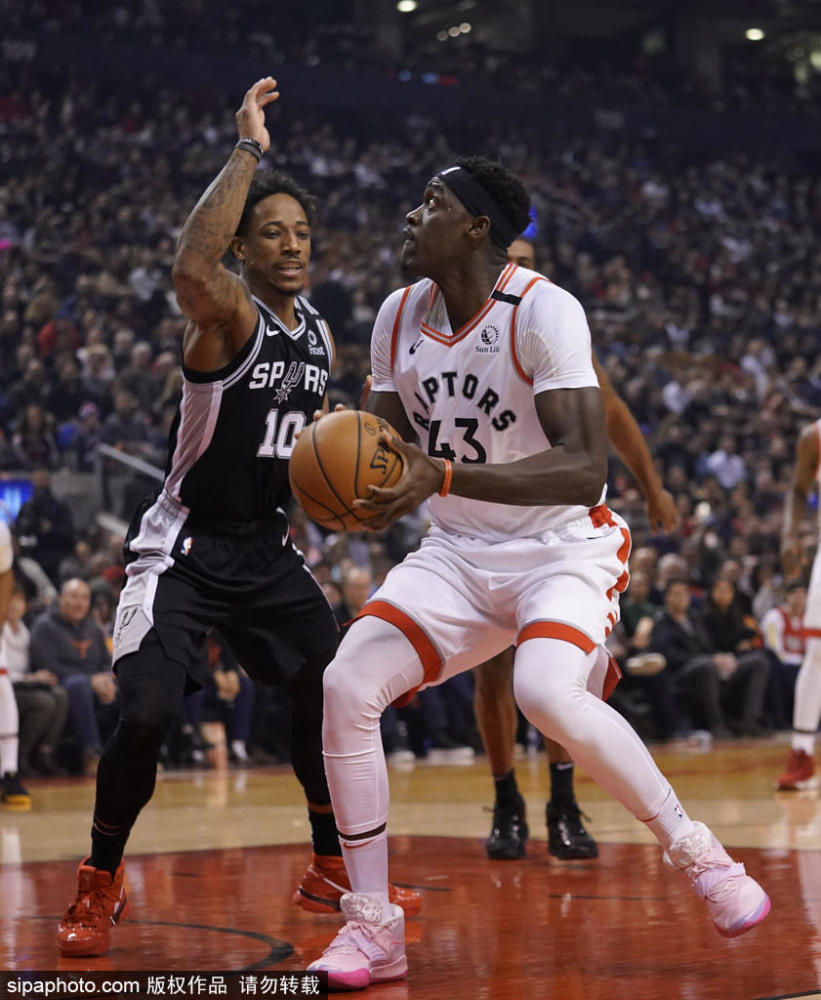 上海队碾压鹈鹕，西亚卡姆扛起全队