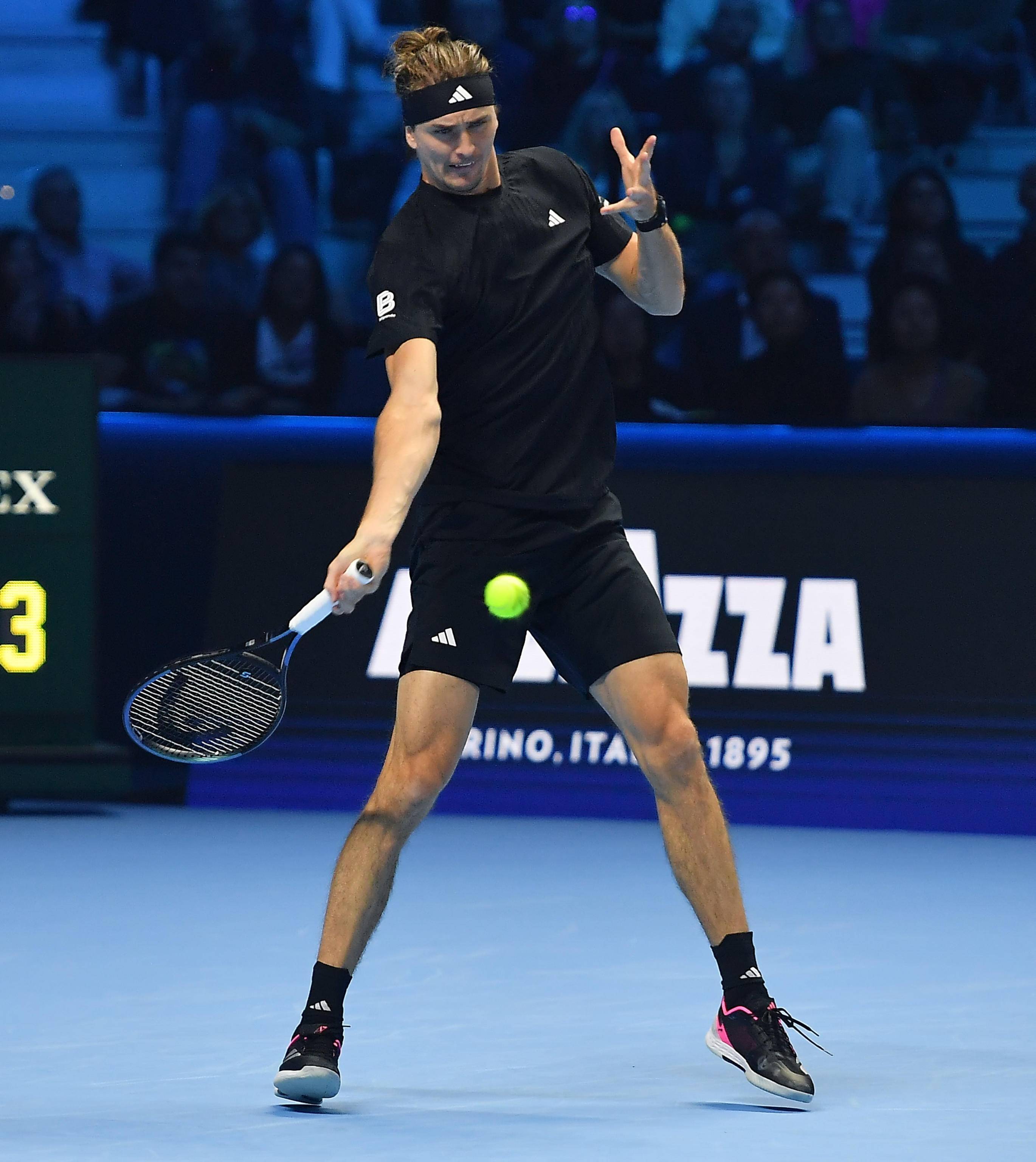 ATP总决赛险胜拉沃尔杯，兹维列夫关键制胜