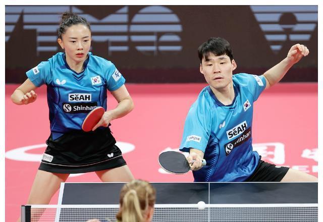 法国队碾压韩国队，奥恰洛夫统治全场