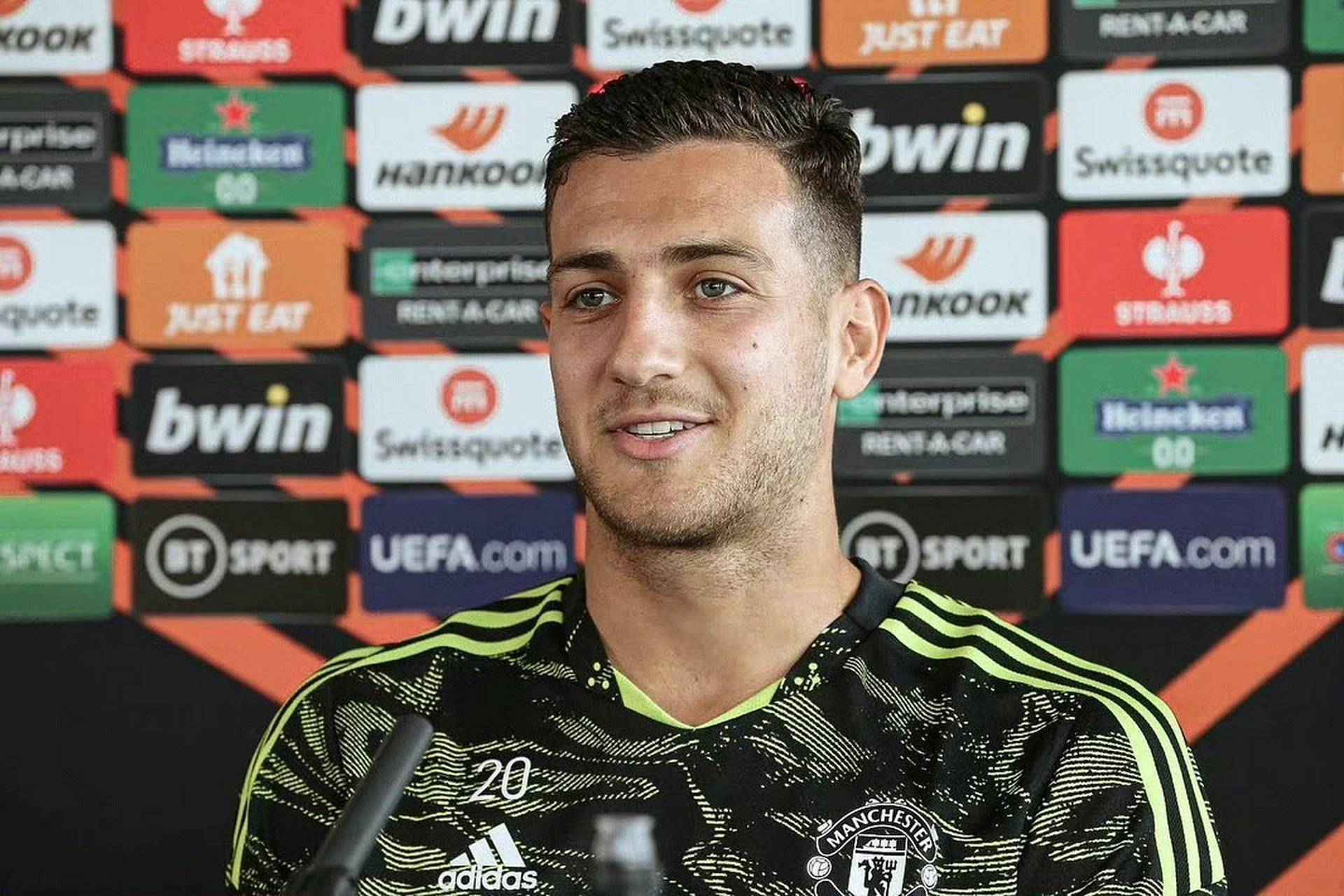 帕尔马战平西汉姆联！意甲球队士气高涨