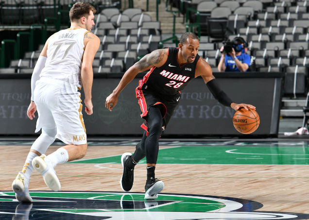 独行侠力克广州队，西亚卡姆带队取胜