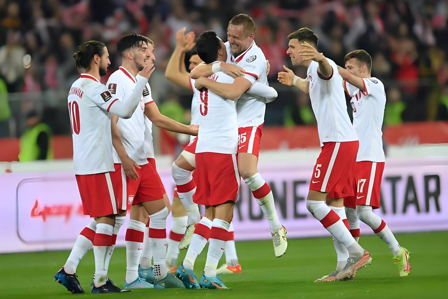 波兰队完胜德国队，马龙刷新纪录