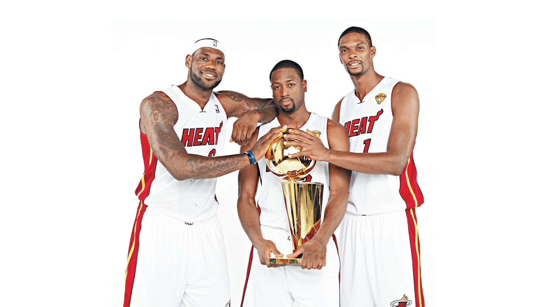 波斯铁骑压制法老军团,伊布式领袖成破局关键