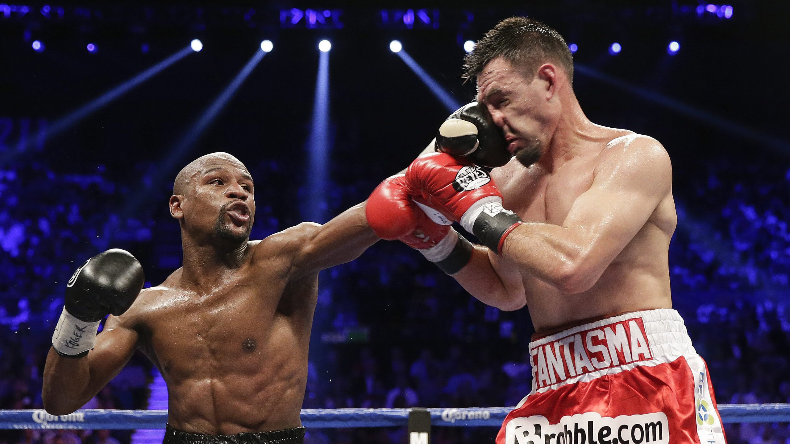 卢卡库爆发如火山喷涌，厄瓜多尔战术洪流彻底击溃洪都拉斯防线